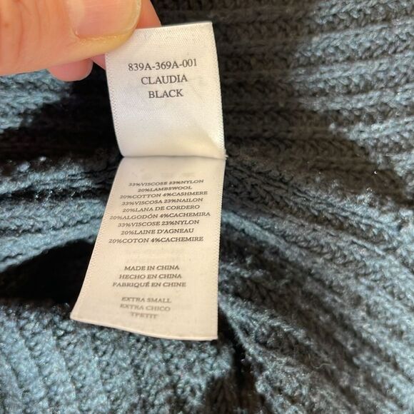 Rails Black Long Sleeve sweater “Claudia” with small slits on side - Picture 6 of 6